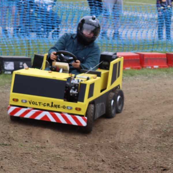 File:Voltcraneo racing.JPG